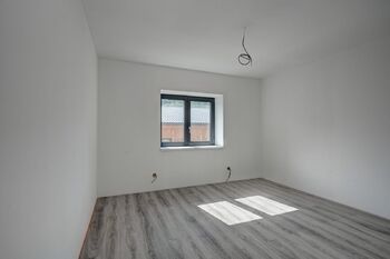 ložnice foto 2 - Prodej domu 90 m², Černá Hora