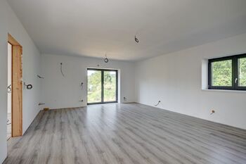 obývací pokoj - Prodej domu 90 m², Černá Hora