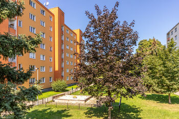 Prodej bytu 2+1 v osobním vlastnictví 53 m², Praha 6 - Vokovice