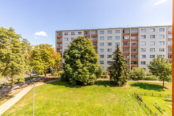 Prodej bytu 2+1 v osobním vlastnictví 53 m², Praha 6 - Vokovice