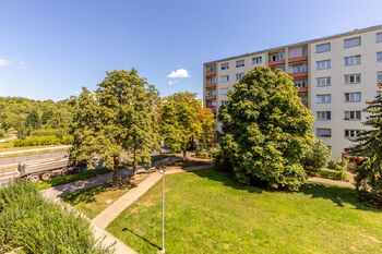 Prodej bytu 2+1 v osobním vlastnictví 53 m², Praha 6 - Vokovice