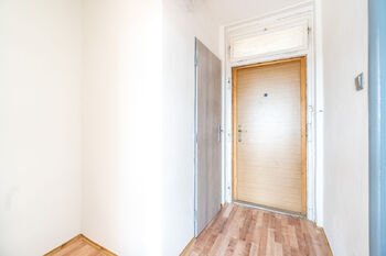 Prodej bytu 1+1 v osobním vlastnictví 37 m², Praha 4 - Krč