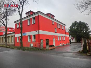 Pronájem skladovacích prostor 168 m², Karlovy Vary