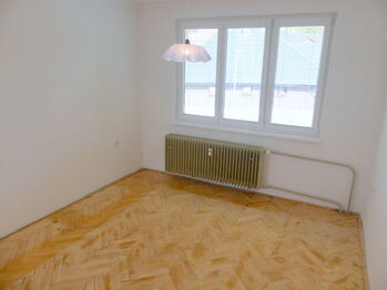 Prodej bytu 3+1 v osobním vlastnictví 72 m², Lenora