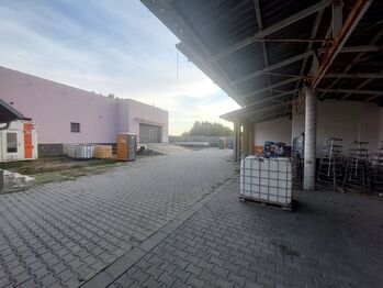 Pronájem skladovacích prostor 1300 m², Měnín