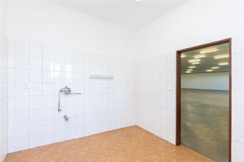 Pronájem skladovacích prostor 1000 m², Tábor