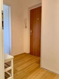 Pronájem bytu 2+1 v osobním vlastnictví 53 m², Praha 10 - Záběhlice