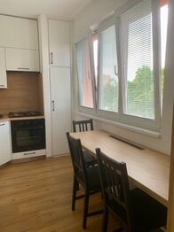 Pronájem bytu 2+1 v osobním vlastnictví 53 m², Praha 10 - Záběhlice