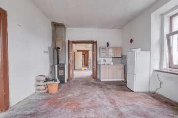 Prodej domu 480 m², Račiněves