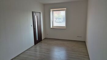 Pronájem bytu 2+kk v osobním vlastnictví 48 m², Rostoklaty