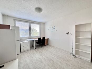 Pronájem bytu 1+kk v osobním vlastnictví 31 m², Praha 4 - Modřany