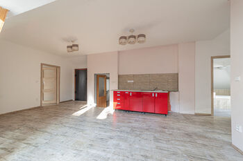 Prodej domu 463 m², Šternberk