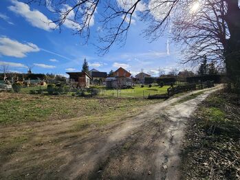 Prodej pozemku 632 m², Rabyně