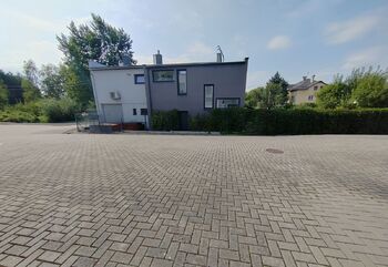 Prostranství před domem - Prodej domu 121 m², Hlučín