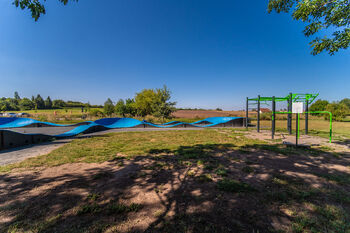 Pumptrack Český Brod - Prodej domu 109 m², Český Brod