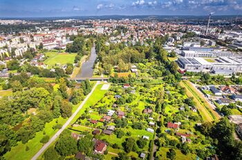 lokalita pohledem z dronu - Prodej chaty / chalupy 62 m², České Budějovice