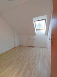 Pronájem bytu 3+kk v družstevním vlastnictví 70 m², Blovice