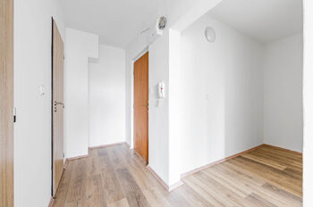 Pronájem bytu 3+1 v osobním vlastnictví 59 m², Beroun