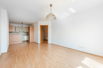 Prodej bytu 2+kk v osobním vlastnictví 82 m², Praha 5 - Motol