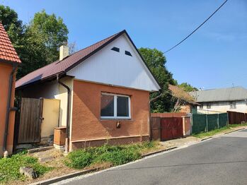 Prodej domu 57 m², Břestek