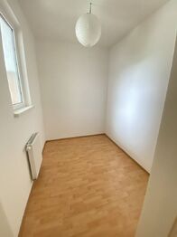 Pronájem bytu 2+1 v osobním vlastnictví 77 m², Plzeň