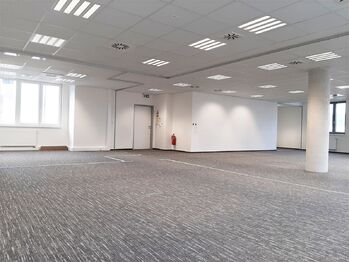 Pronájem kancelářských prostor 170 m², Plzeň