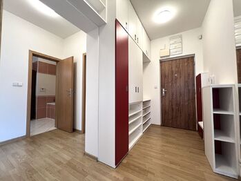 Pronájem bytu 3+kk v osobním vlastnictví 97 m², Praha 9 - Prosek