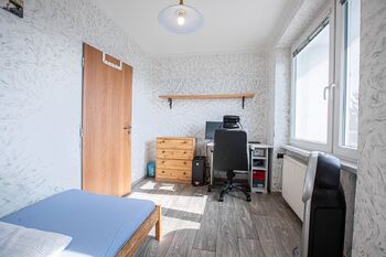 Pokoj I. - Prodej bytu 4+1 v osobním vlastnictví 79 m², Roudnice nad Labem