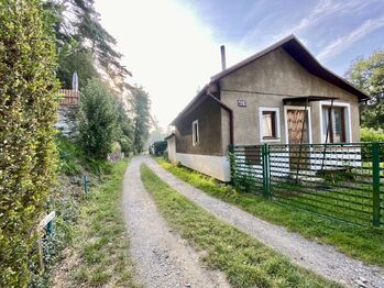 Prodej chaty / chalupy 42 m², Šťáhlavy