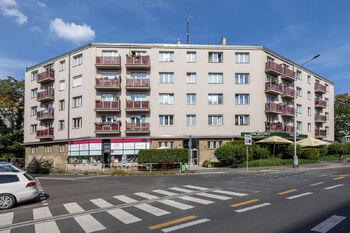 Dům - Pronájem bytu 3+1 v osobním vlastnictví 83 m², Praha 4 - Podolí