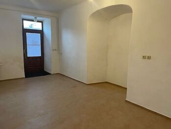 Pronájem obchodních prostor 30 m², Český Brod