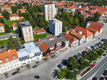 pohled na náměstí - Prodej obchodních prostor 503 m², Dobříš