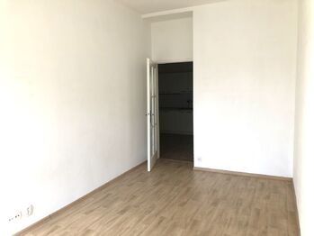 Ložnice - Pronájem bytu 2+kk v osobním vlastnictví 60 m², Praha 8 - Libeň