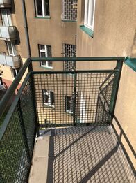 Balkon - Pronájem bytu 2+kk v osobním vlastnictví 60 m², Praha 8 - Libeň