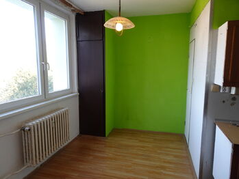 Prodej bytu 3+1 v osobním vlastnictví 75 m², Znojmo