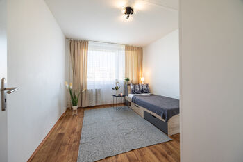 Prodej bytu 3+kk v osobním vlastnictví 76 m², Praha 5 - Stodůlky