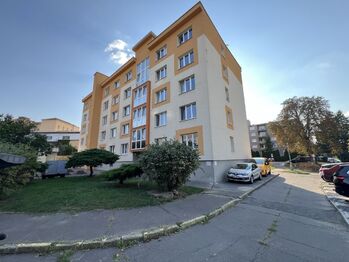 Prodej bytu 2+kk v osobním vlastnictví 36 m², Praha 4 - Nusle