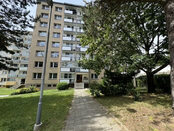 Prodej bytu 3+1 v osobním vlastnictví 69 m², Rožnov pod Radhoštěm