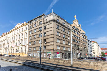 Prodej bytu 2+1 v osobním vlastnictví 52 m², Praha 7 - Holešovice