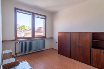 Prodej domu 220 m², Kostice