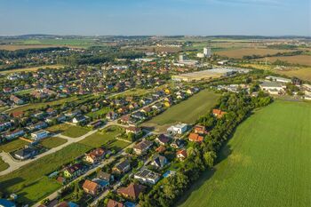 Prodej pozemku 1290 m², Měšice