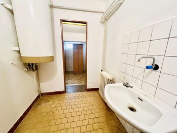 Pronájem obchodních prostor 87 m², Kyjov