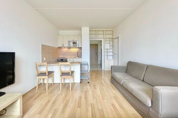 Pronájem bytu 1+kk v osobním vlastnictví 29 m², Praha 4 - Modřany