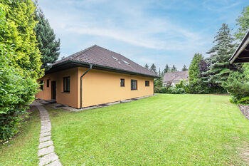 Zahrada - Prodej domu 470 m², Kamenice