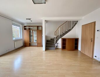 Pronájem domu 103 m², Praha 9 - Satalice