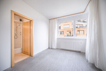 Prodej bytu 4+kk v osobním vlastnictví 105 m², Praha 5 - Smíchov