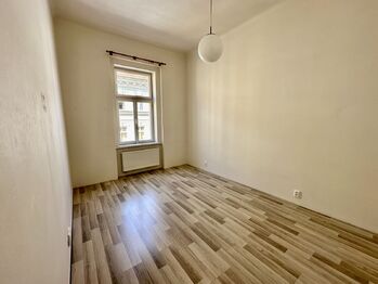 Prodej bytu 3+1 v osobním vlastnictví 80 m², Praha 3 - Žižkov