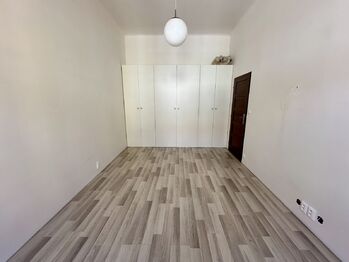 Prodej bytu 3+1 v osobním vlastnictví 80 m², Praha 3 - Žižkov