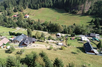 Prodej pozemku 1921 m², Karolinka