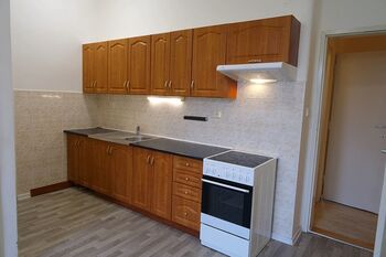 Pronájem bytu 3+1 v osobním vlastnictví 83 m², Hradec Králové